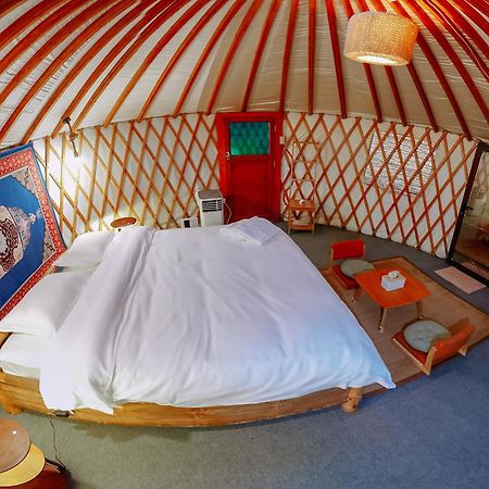 Hotel Nomad Yurts Coron Exterior foto