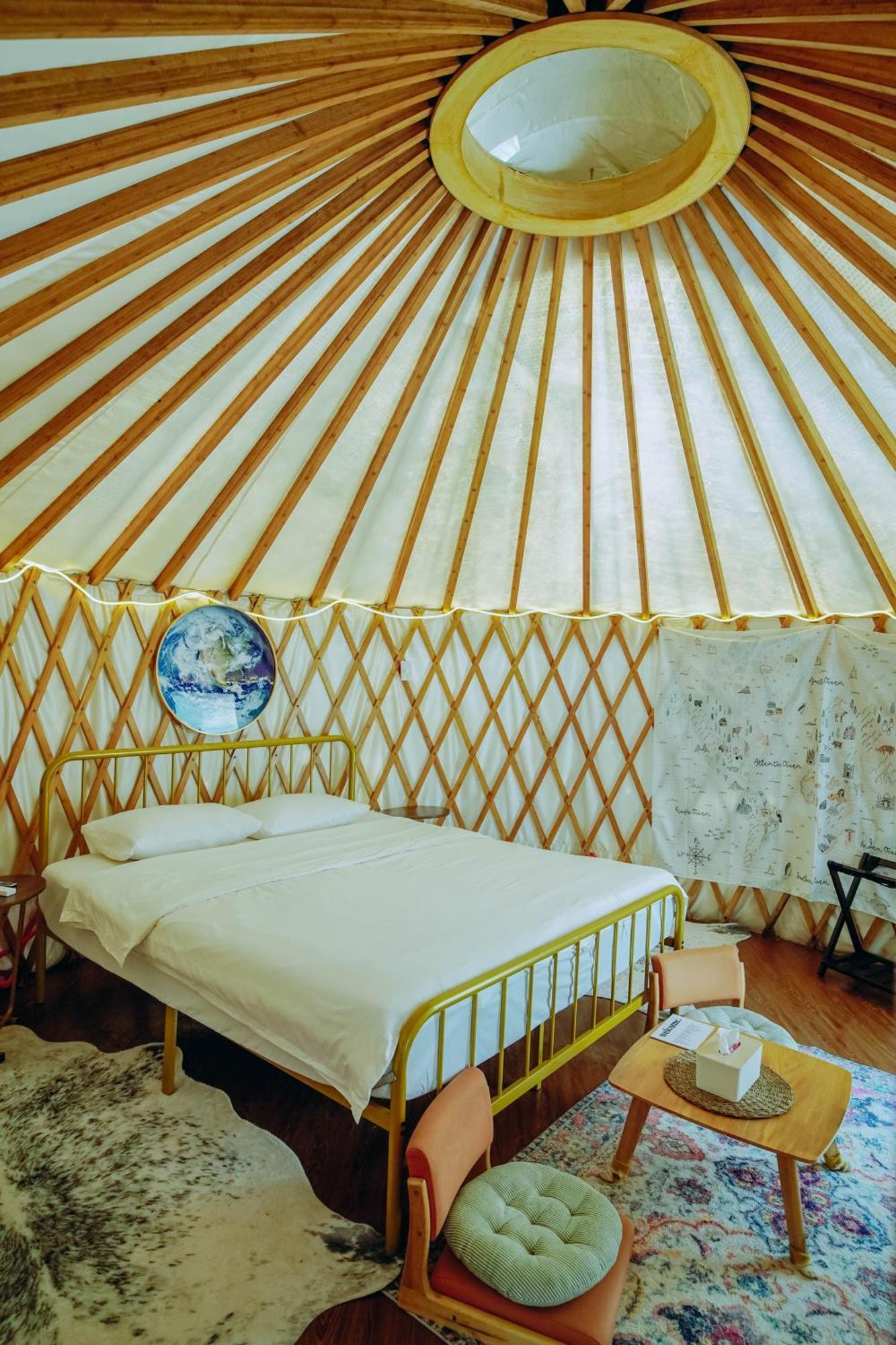Hotel Nomad Yurts Coron Exterior foto