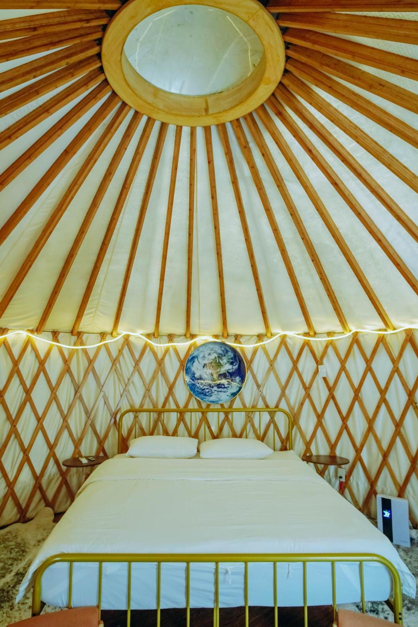 Hotel Nomad Yurts Coron Exterior foto