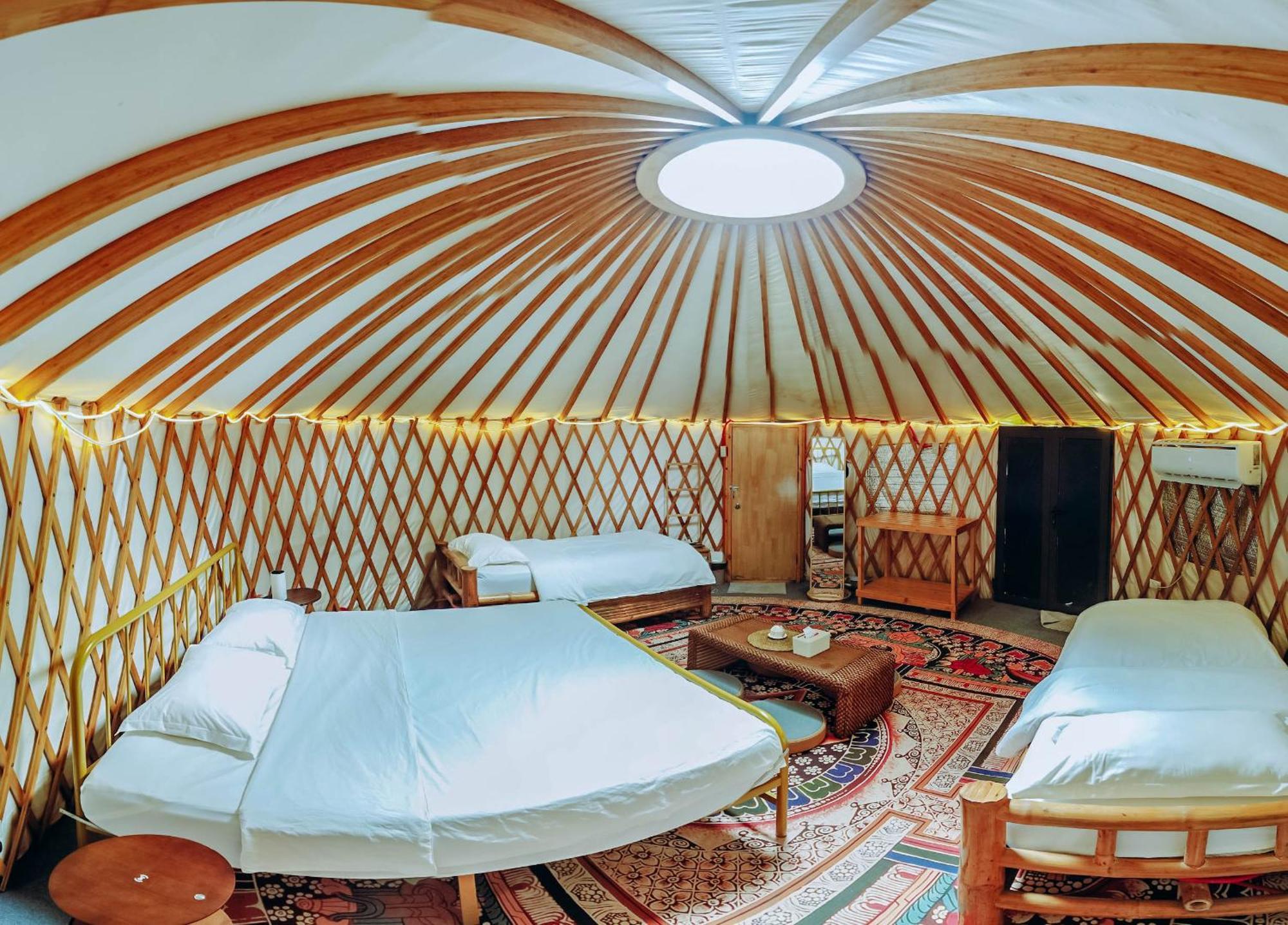 Hotel Nomad Yurts Coron Exterior foto